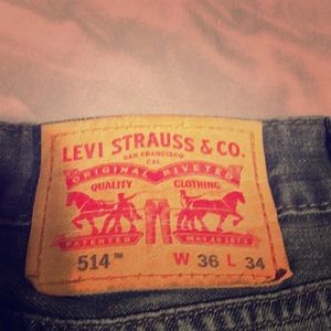 Levi’s 514 jeans. 36x34. Like new.